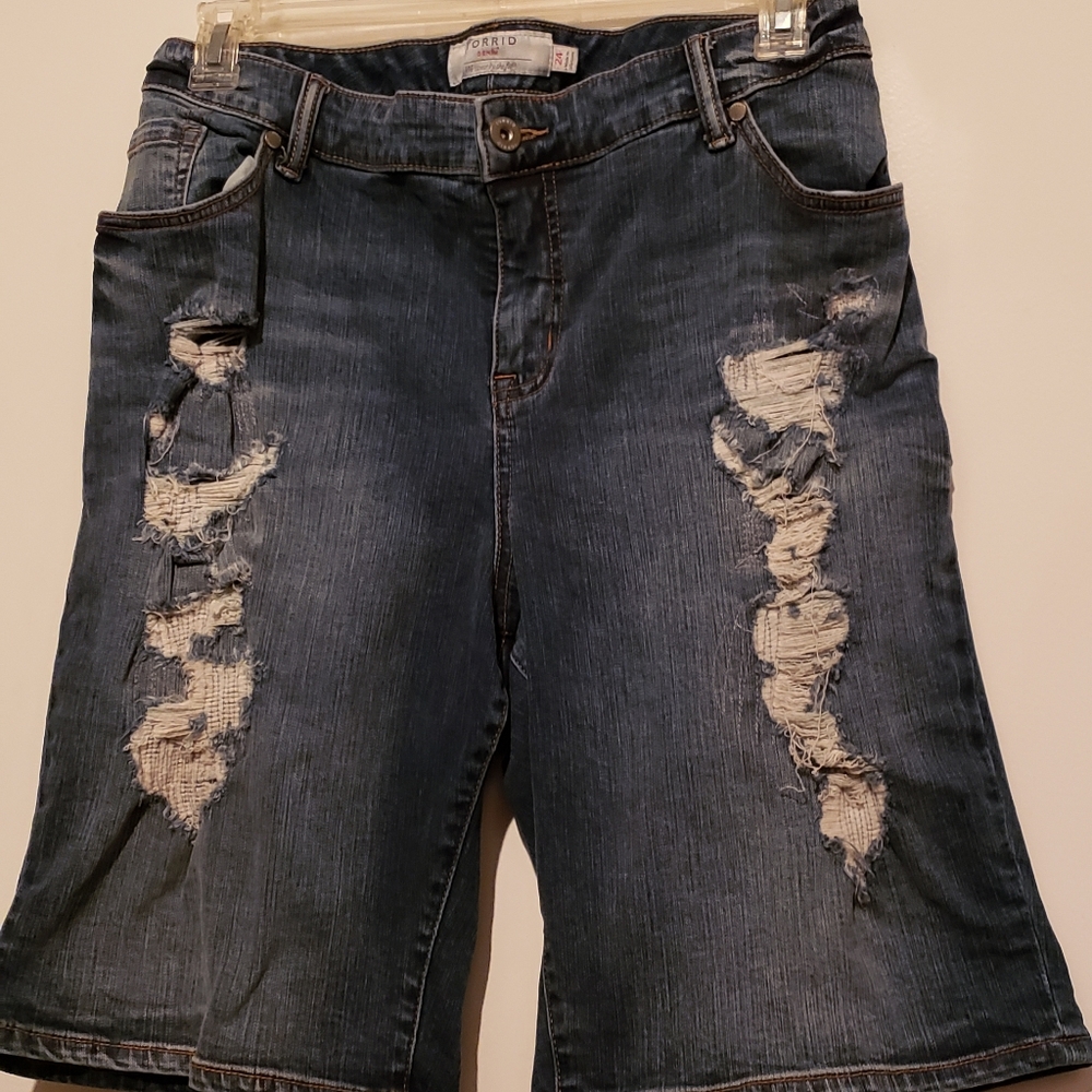 Distressed shorts